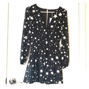 Cute V neck STAR ⭐️ Dress
